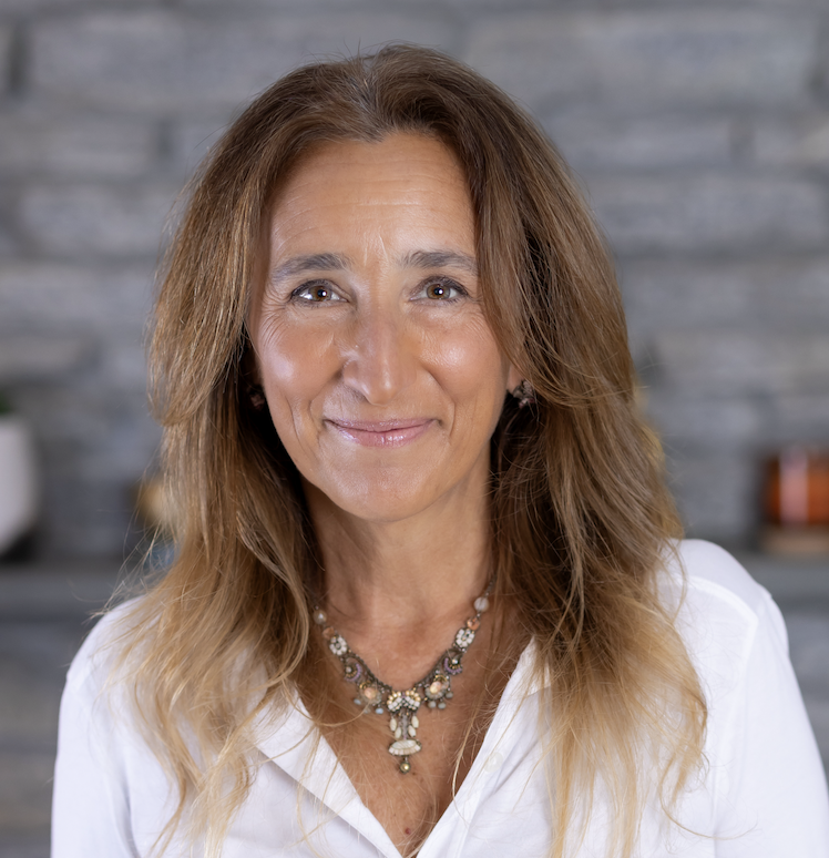 Photo of Prof. Elena J. Ladas