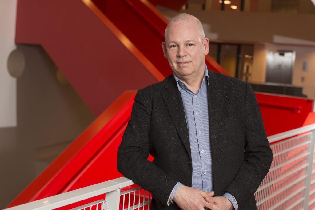 Photo of Prof. Erik Baars